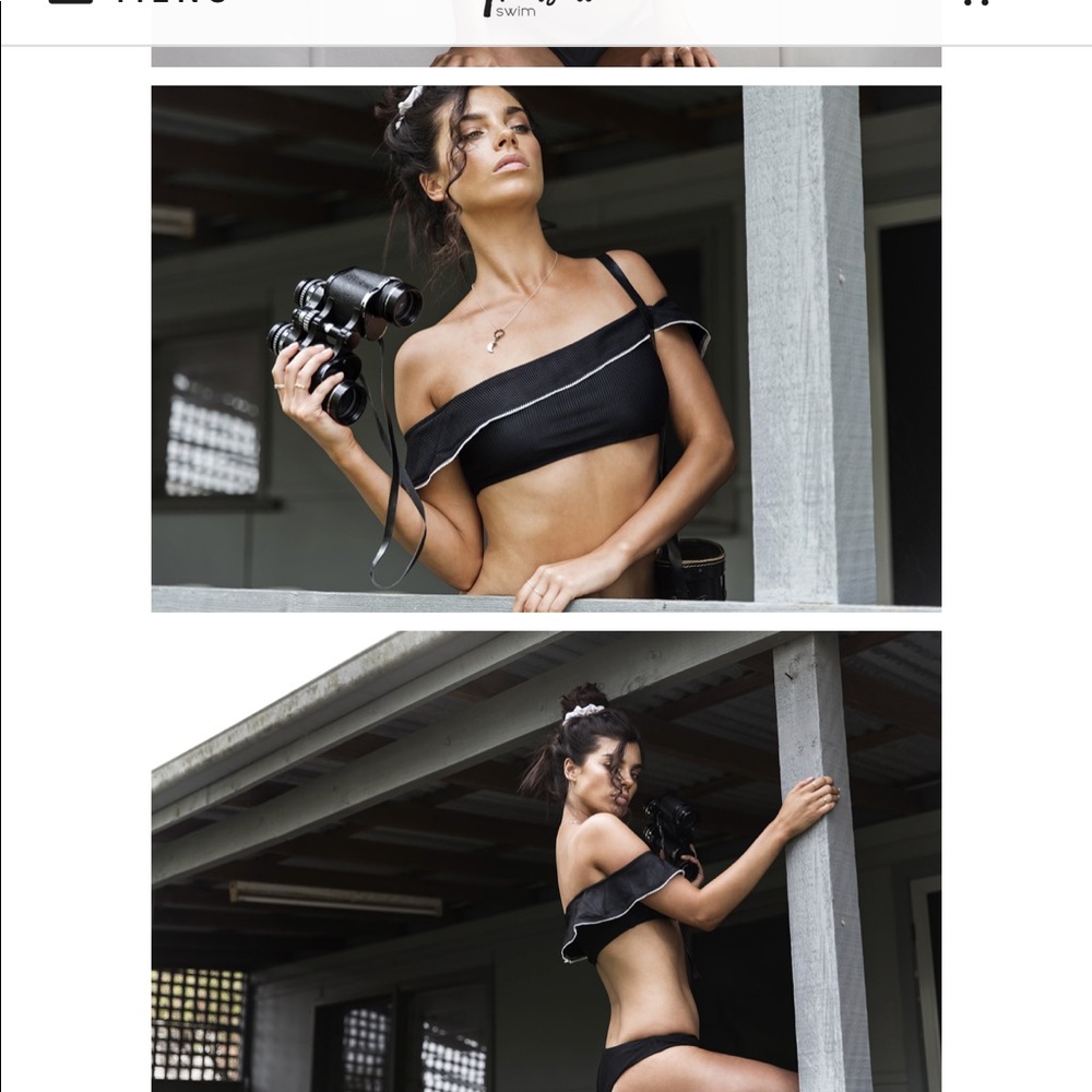 NWT Free Bella off the shoulder bikini